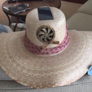 Kool Breeze Solar Hat